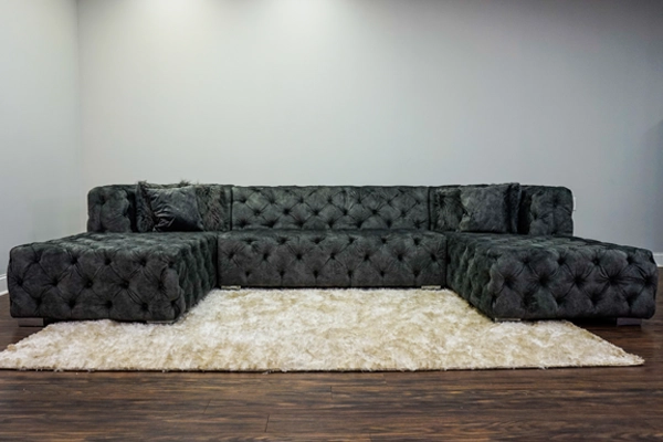 Chelsey Sectional
