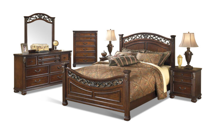 Leahlyn Bedroom Set