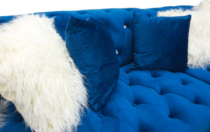 MELROSE-SECTIONAL-IN-BLUE-Closeup-1