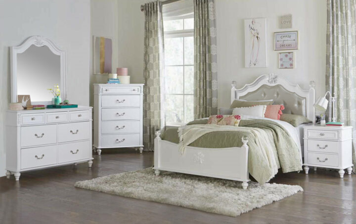 Olivia Bedroom Lifestyle