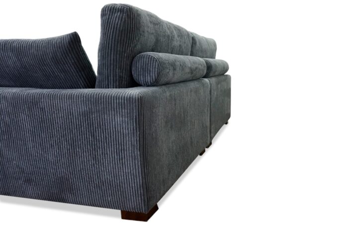 Brair Sectional In Dark Gray