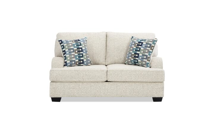 Valerano Loveseat