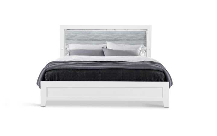 Luccia Bed