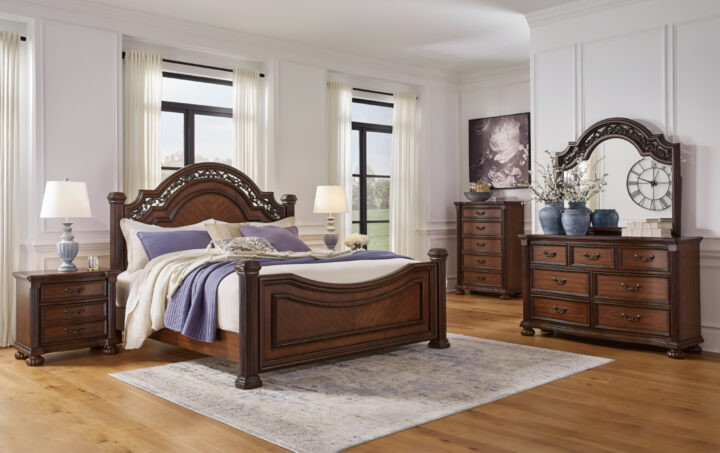 Lavinton Bedroom Set