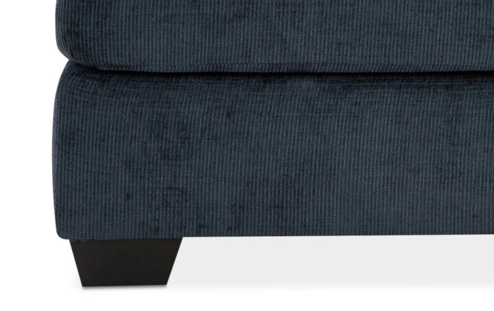 AVIEMORE-OTTOMAN-closeup2