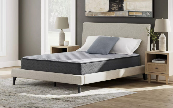 COMFORT PLUS QUEEN MATTRESS IN GRAY 03
