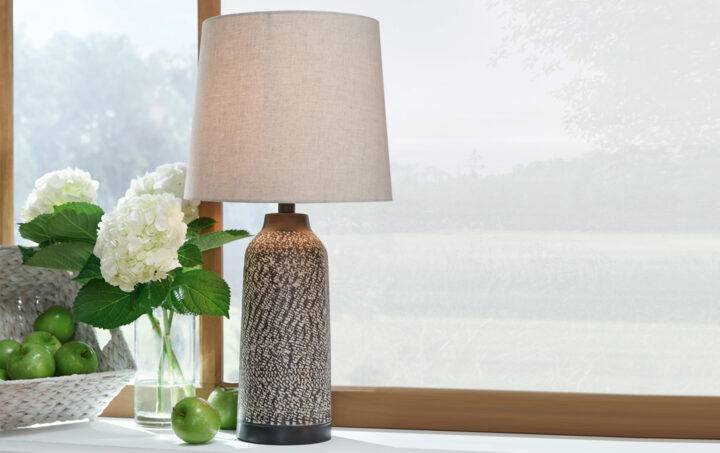 LANSON-TABLE-LAMP-Life-Style