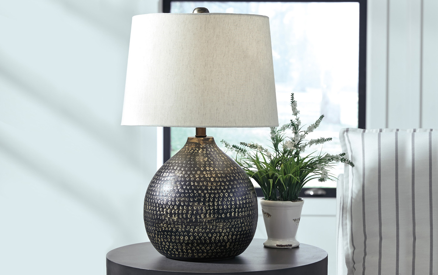 MAIRE-TABLE-LAMP-Life-Style