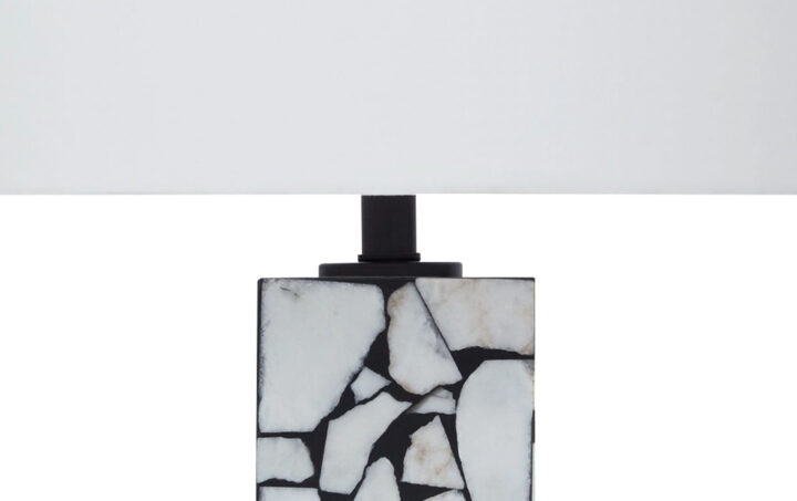 Macaria-lamp-closeup2