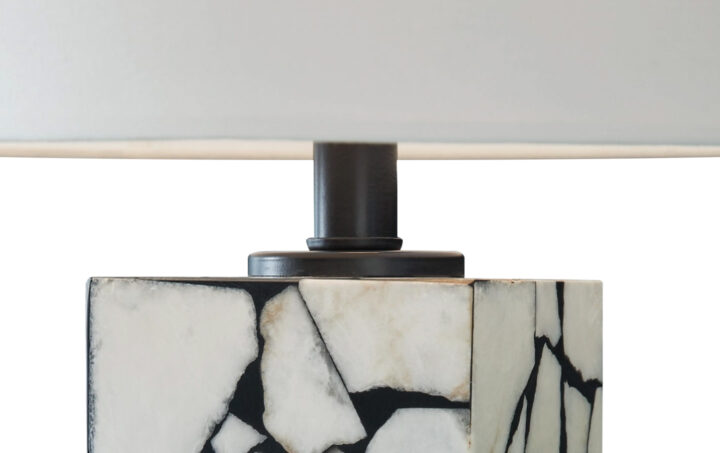 Macaria-lamp-closeup4
