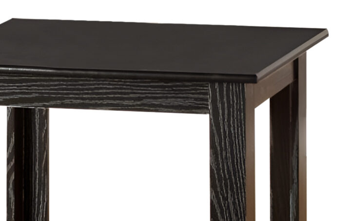 Patt-End-Table-Closeup