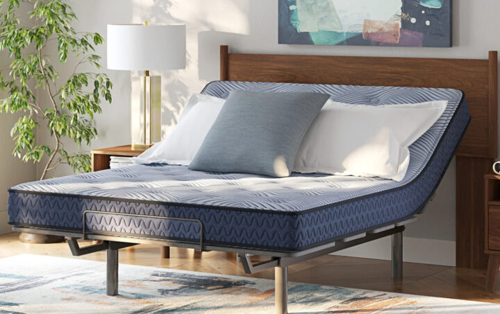 Peak-2.0-Bonnell-MATTRESS-LifeStyle2