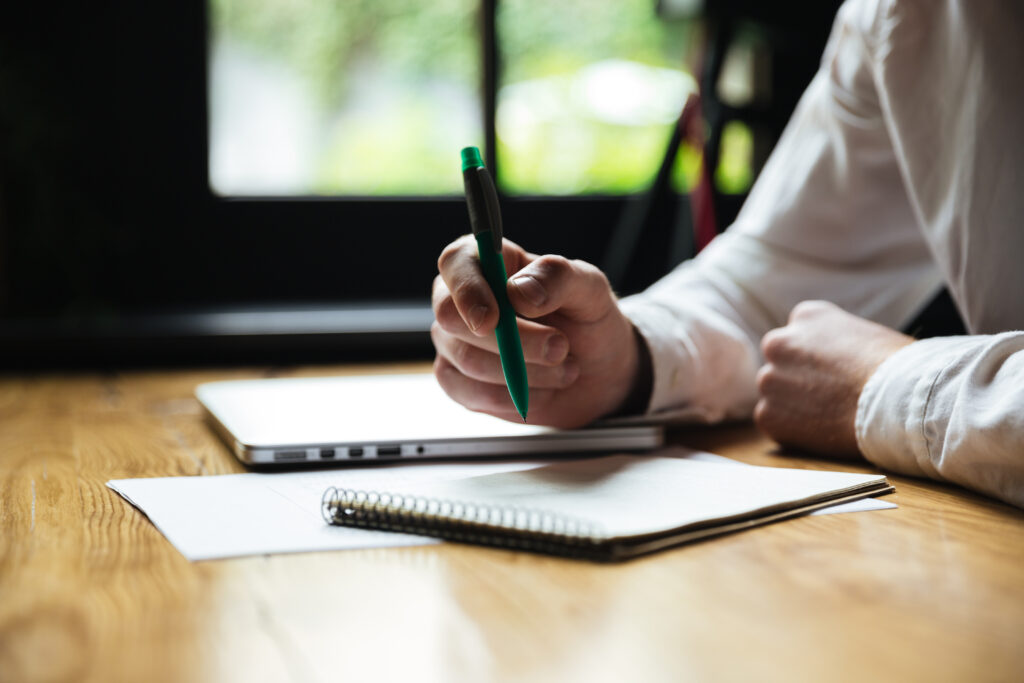 writing a smart home furnishing plan for budget
