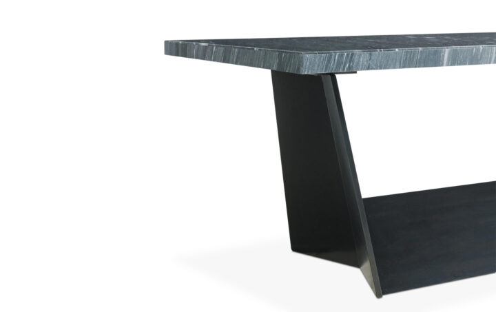 BECKLEY-DINING-Table-closeup1-Black