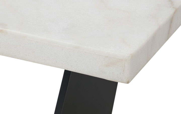 BECKLEY-DINING-Table-closeup1-White