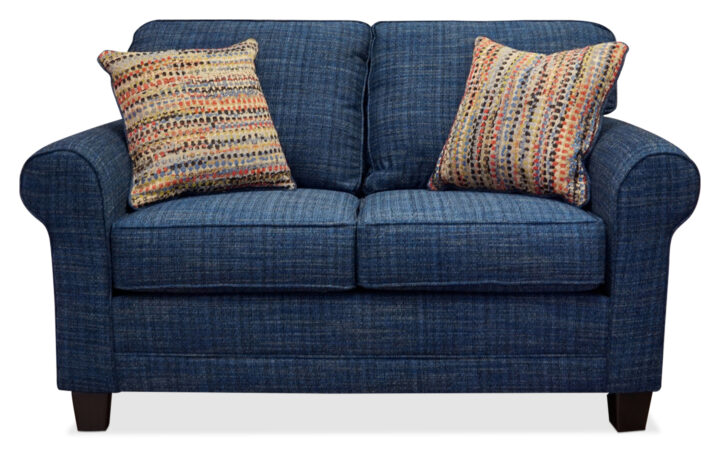 Anges-Loveseat-front-view